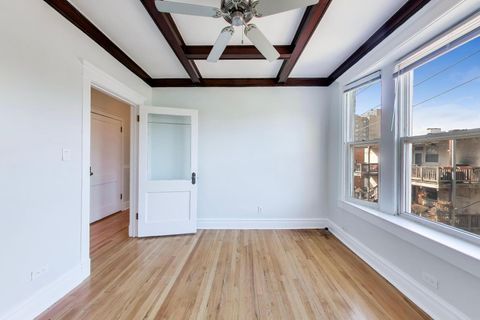 Tiny photo for 832 W Lakeside Place #3N, Chicago, IL 60640 (MLS # 12585361)