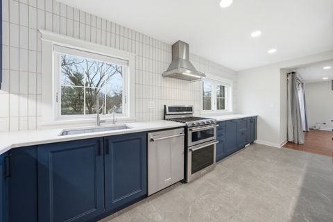 Tiny photo for 11904 S 86th Avenue, Palos Park, IL 60464 (MLS # 12618351)