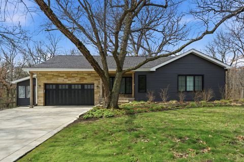 Photo of 11904 S 86th Avenue, Palos Park, IL 60464 (MLS # 12618351)