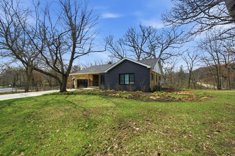 Tiny photo for 11904 S 86th Avenue, Palos Park, IL 60464 (MLS # 12618351)