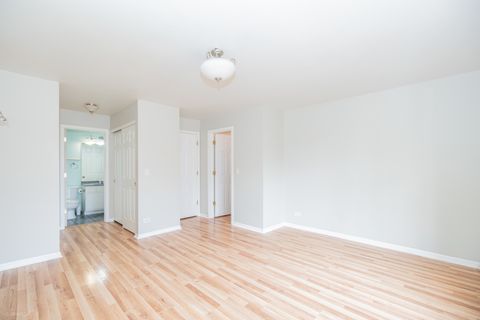 Tiny photo for 2831 S Embers Lane, Arlington Heights, IL 60005 (MLS # 12511595)