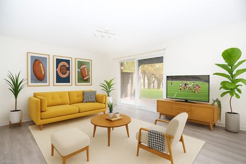 Tiny photo for 2831 S Embers Lane, Arlington Heights, IL 60005 (MLS # 12511595)