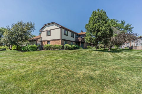 Tiny photo for 1538 Springview Court #A1, Wheeling, IL 60090 (MLS # 12696114)