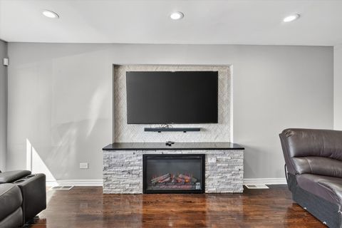 Tiny photo for 2956 W 99th Place, Evergreen Park, IL 60805 (MLS # 12613430)