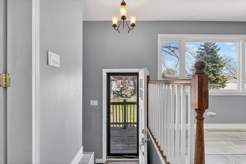 Tiny photo for 2956 W 99th Place, Evergreen Park, IL 60805 (MLS # 12613430)