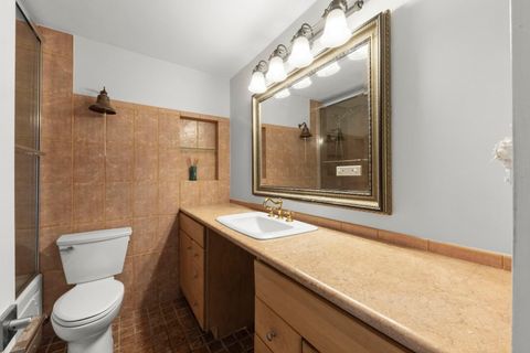 Tiny photo for 5455 N Sheridan Road #908, Chicago, IL 60640 (MLS # 12682122)