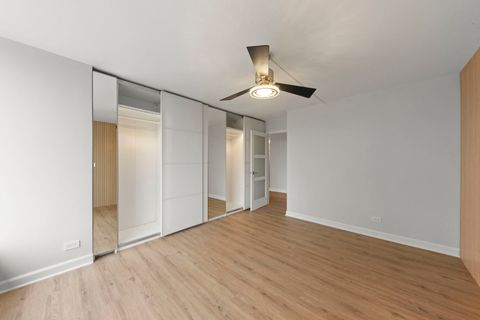 Tiny photo for 5455 N Sheridan Road #908, Chicago, IL 60640 (MLS # 12682122)