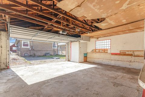 Tiny photo for 4852 W HIRSCH Street, Chicago, IL 60651 (MLS # 12526899)