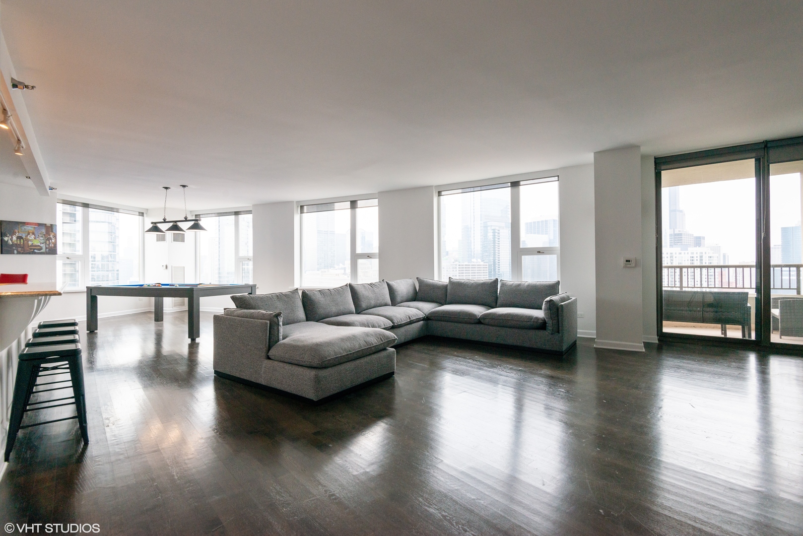 501 N Clinton Street 3103