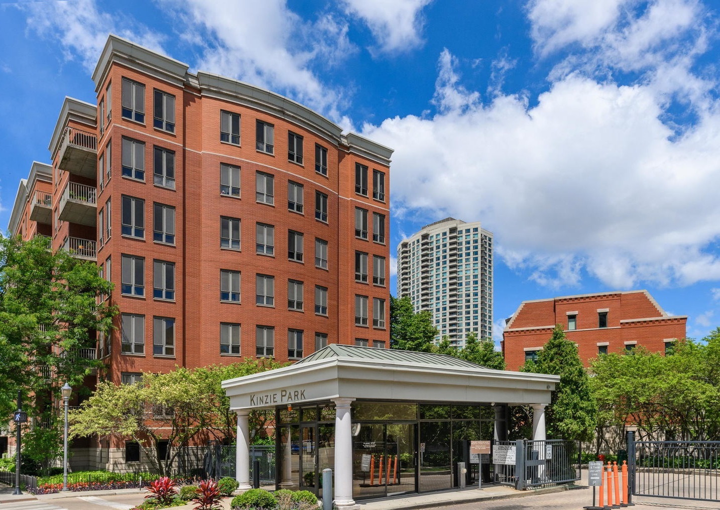 501 N Clinton Street 3103