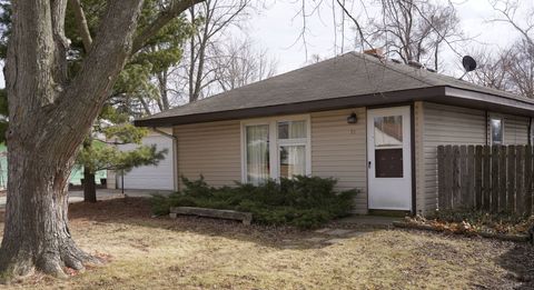Tiny photo for 19 Helm Road, Carpentersville, IL 60110 (MLS # 12573792)