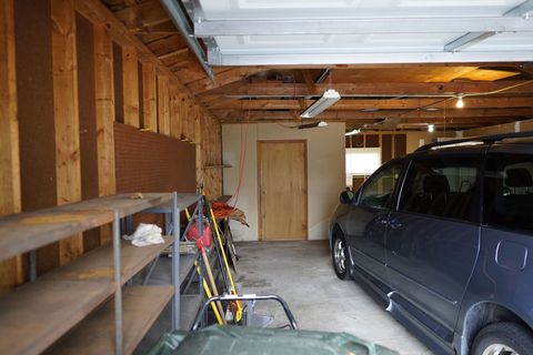 Tiny photo for 19 Helm Road, Carpentersville, IL 60110 (MLS # 12573792)