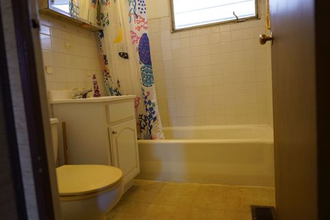 Tiny photo for 19 Helm Road, Carpentersville, IL 60110 (MLS # 12573792)