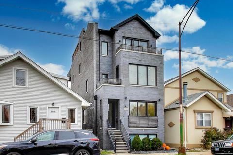 Photo of 3320 N Narragansett Avenue #2, Chicago, IL 60634 (MLS # 12551432)