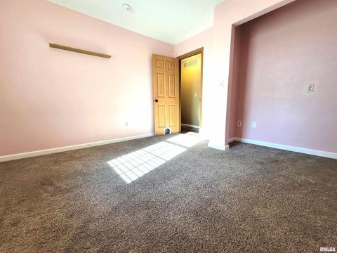 Tiny photo for 2517 Cherrybark Lane, Flora, IL 62839 (MLS # EB459469)