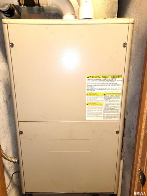 Tiny photo for 2517 Cherrybark Lane, Flora, IL 62839 (MLS # EB459469)