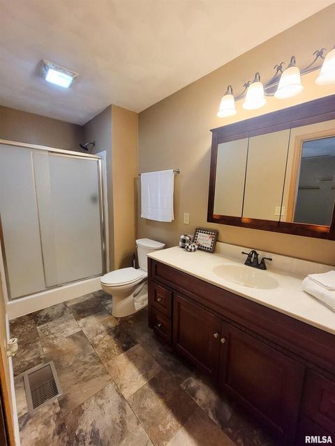 Tiny photo for 2517 Cherrybark Lane, Flora, IL 62839 (MLS # EB459469)