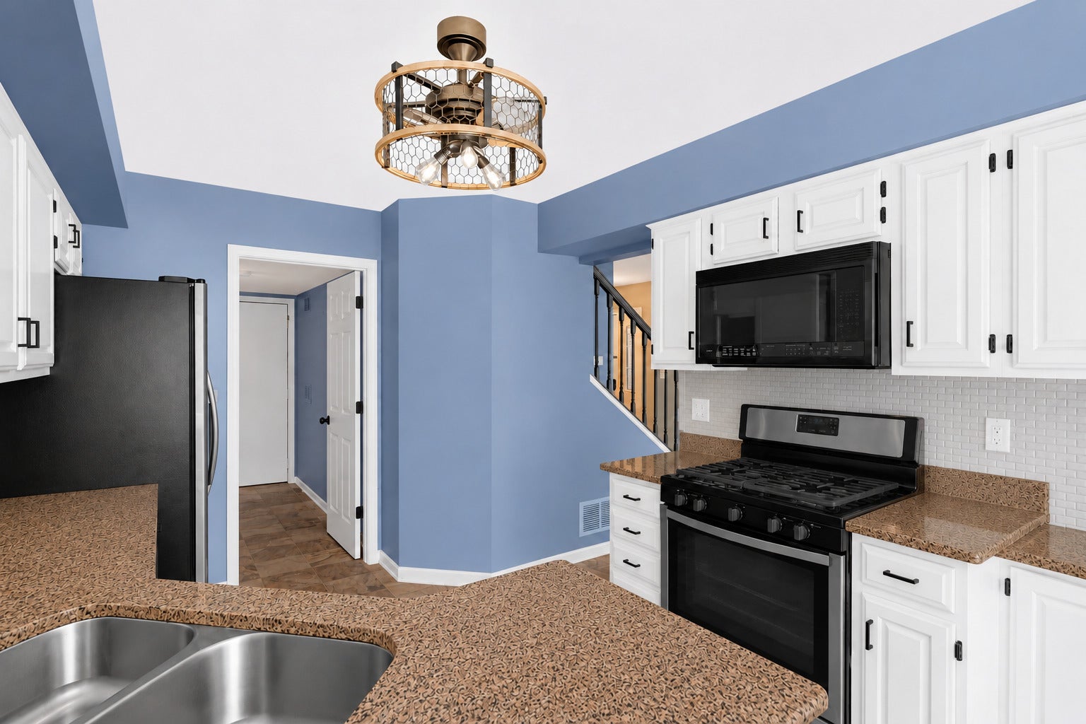 30W015 Spruce Court 0