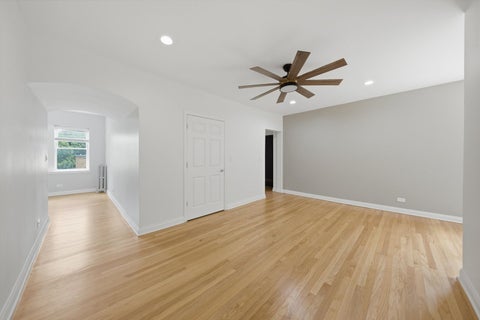 Tiny photo for 52 Forest Avenue #2N, Riverside, IL 60546 (MLS # 12762816)
