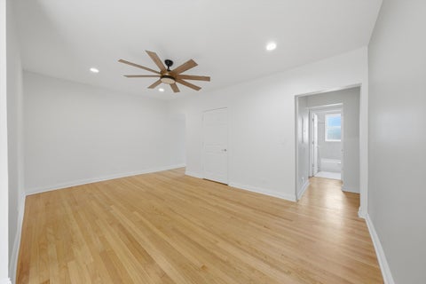 Tiny photo for 52 Forest Avenue #2N, Riverside, IL 60546 (MLS # 12762816)