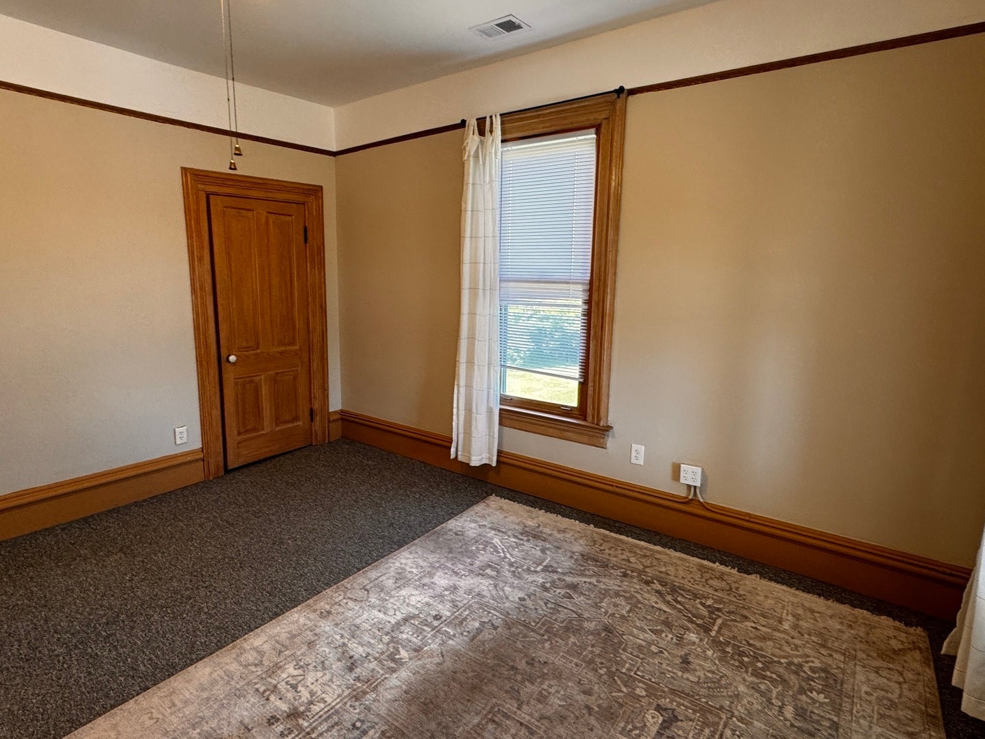 328 E Lincoln Highway 2A