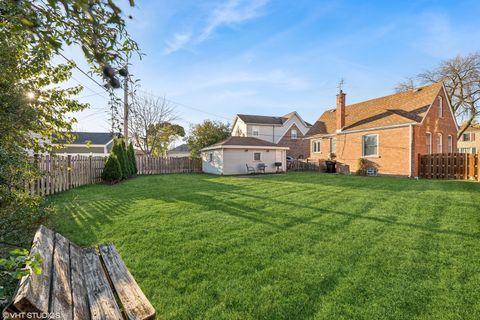 Tiny photo for 7733 W Glenlake Avenue, Chicago, IL 60631 (MLS # 12517781)