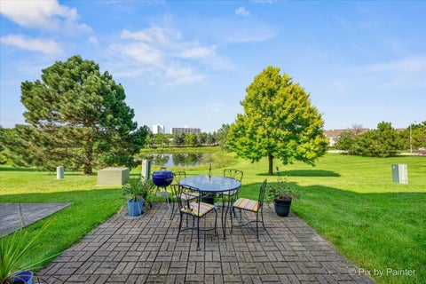 Tiny photo for 406 Arboretum Drive #76, Lombard, IL 60148 (MLS # 12733700)