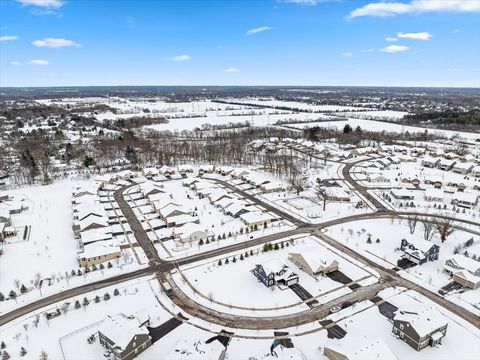 Tiny photo for 1069 Ardmoor Drive, Crystal Lake, IL 60012 (MLS # 12520020)