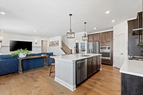 Tiny photo for 1069 Ardmoor Drive, Crystal Lake, IL 60012 (MLS # 12520020)