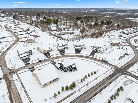 Tiny photo for 1069 Ardmoor Drive, Crystal Lake, IL 60012 (MLS # 12520020)