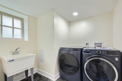 Tiny photo for 9556 S Winchester Avenue, Chicago, IL 60643 (MLS # 12492727)