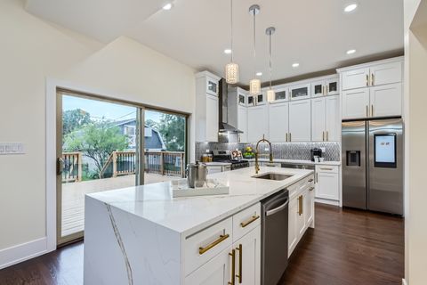 Tiny photo for 9556 S Winchester Avenue, Chicago, IL 60643 (MLS # 12492727)