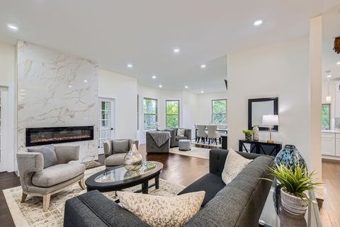Tiny photo for 9556 S Winchester Avenue, Chicago, IL 60643 (MLS # 12492727)