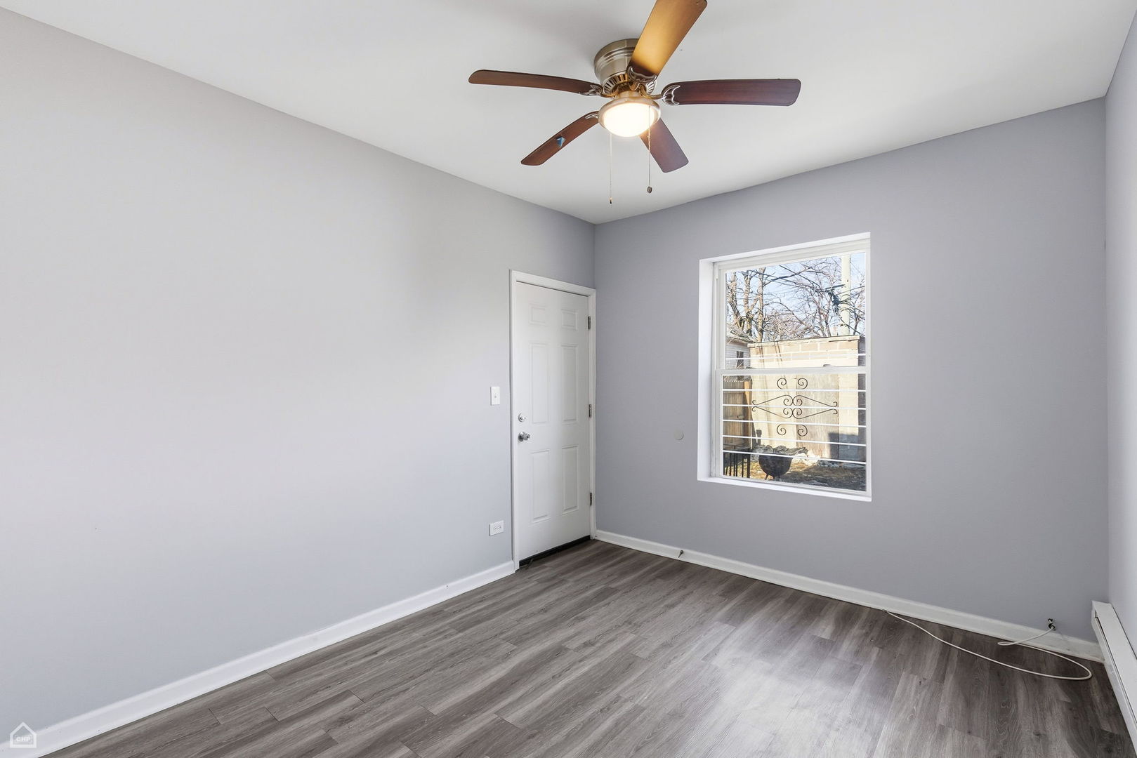 16 E 118TH Place