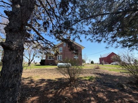 Tiny photo for 915 E Emery Road, Maroa, IL 61756 (MLS # 12604402)
