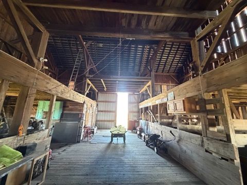 Tiny photo for 915 E Emery Road, Maroa, IL 61756 (MLS # 12604402)