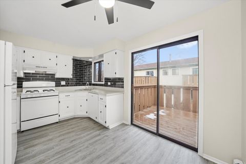 Tiny photo for 2710 Northcreek Drive #1804, Woodridge, IL 60517 (MLS # 12543906)