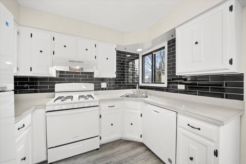 Tiny photo for 2710 Northcreek Drive #1804, Woodridge, IL 60517 (MLS # 12543906)