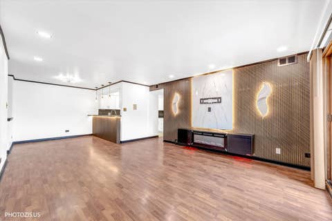 Tiny photo for 10524 Ridge Cove Drive #25B, Chicago Ridge, IL 60415 (MLS # 12737709)