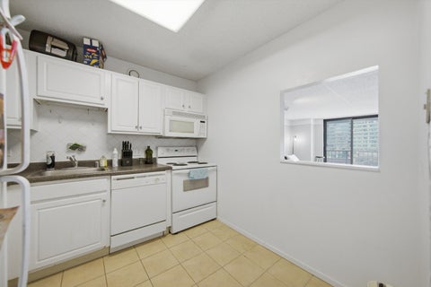 Tiny photo for 10 E Ontario Street #2003, Chicago, IL 60611 (MLS # 12771202)