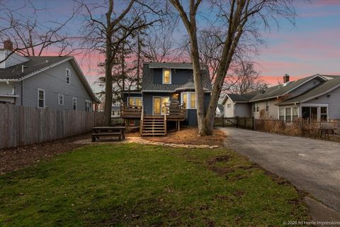 Tiny photo for 334 W School Street W, Villa Park, IL 60181 (MLS # 12616041)
