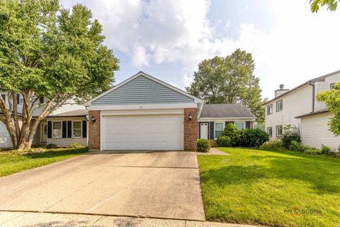 Photo of 713 N Lakeside Drive, Vernon Hills, IL 60061 (MLS # 12437348)