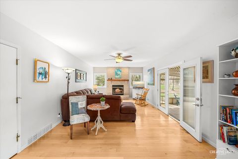 Tiny photo for 7N002 Glenview Drive, St. Charles, IL 60175 (MLS # 12546440)