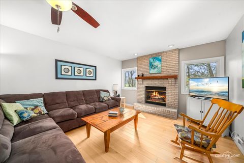 Tiny photo for 7N002 Glenview Drive, St. Charles, IL 60175 (MLS # 12546440)