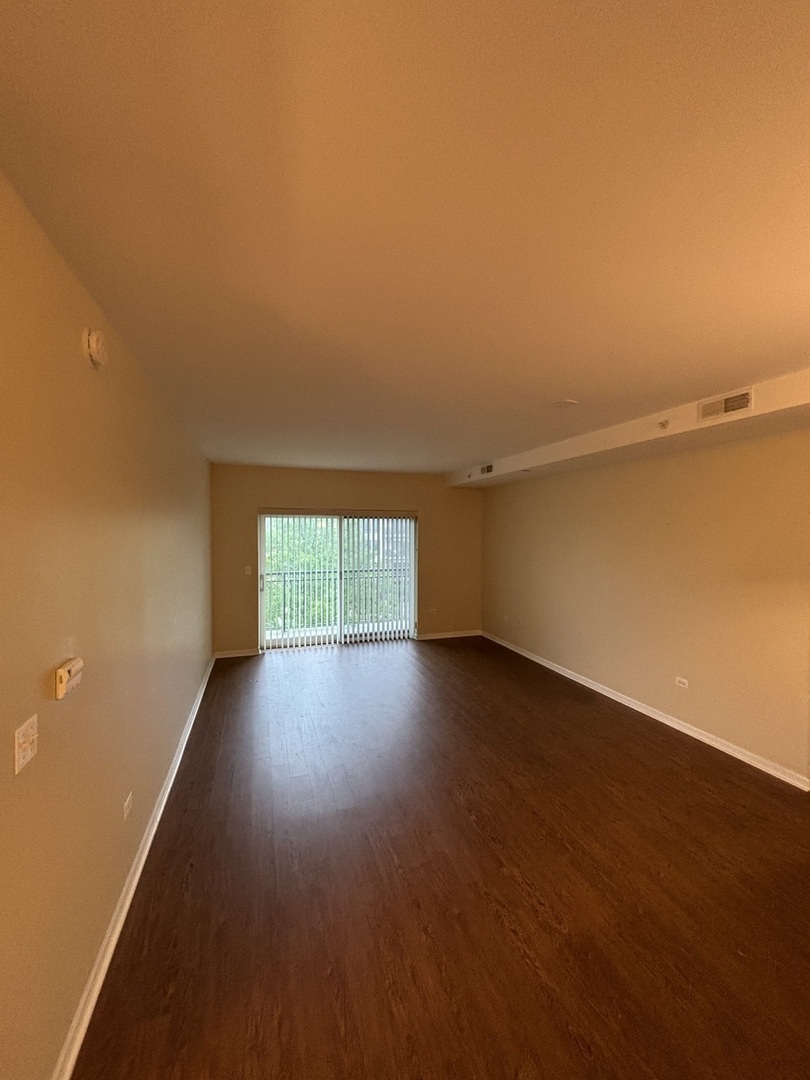 135 S YORK Street 314