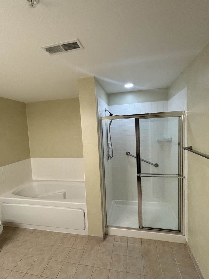 135 S YORK Street 314