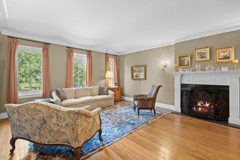 Tiny photo for 5510 N Sheridan Road #2A, Chicago, IL 60640 (MLS # 12754161)