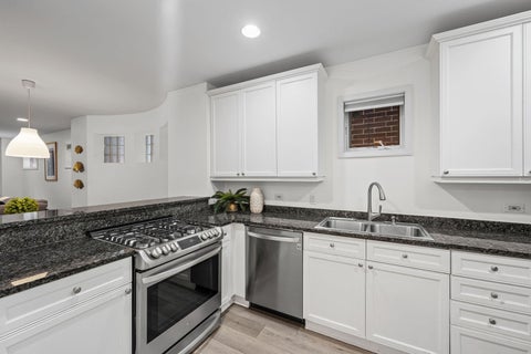 Tiny photo for 3835 N Ashland Avenue #1G, Chicago, IL 60613 (MLS # 12771109)