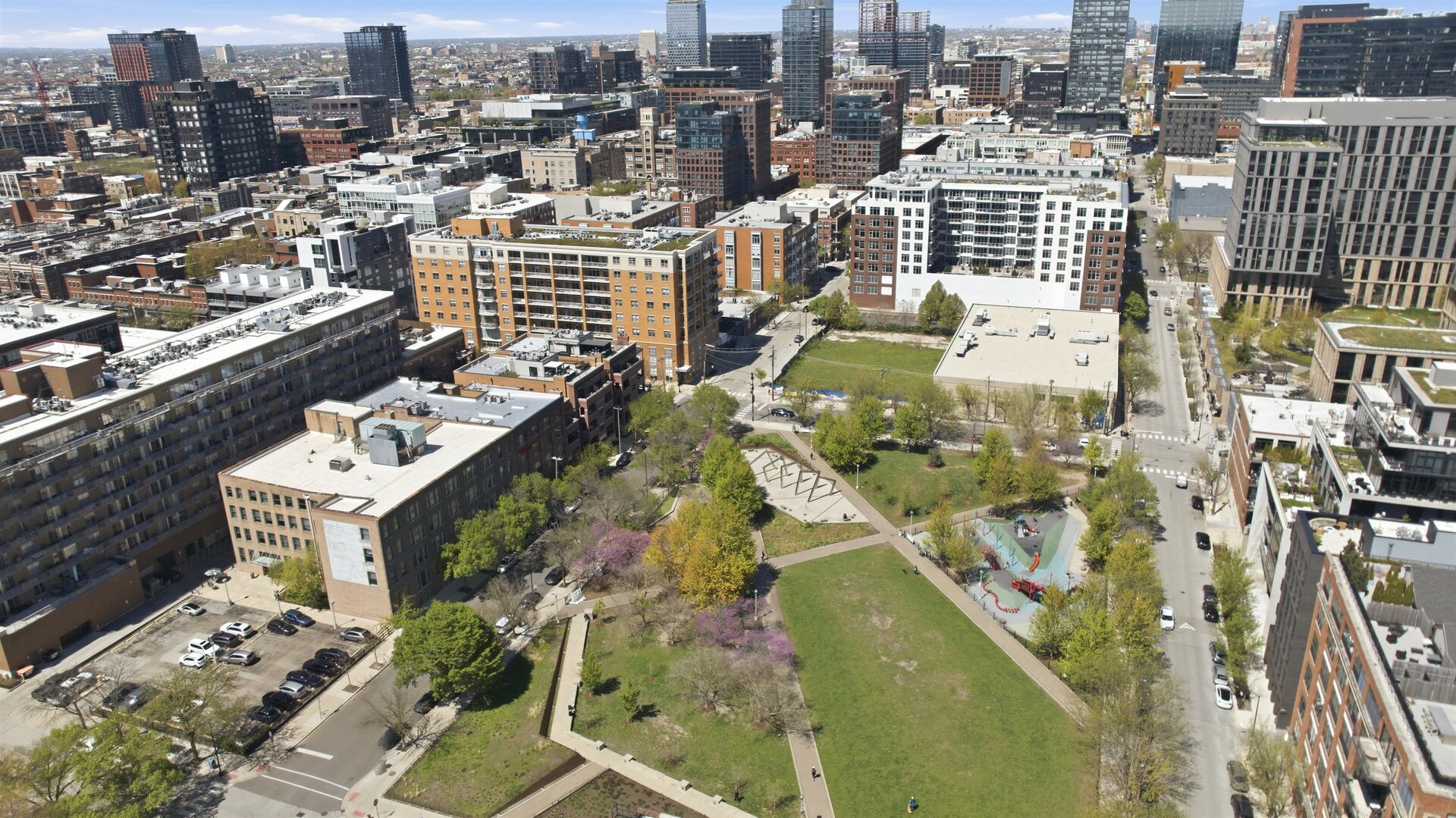 950 W Monroe Street 710