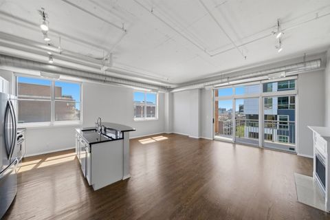 Tiny photo for 950 W Monroe Street #710, Chicago, IL 60607 (MLS # 12624789)
